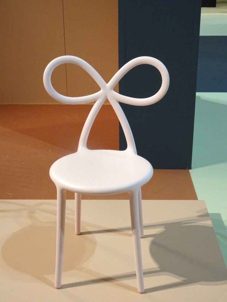 The Ribbon chair by Nika Zupanc for Queeboo