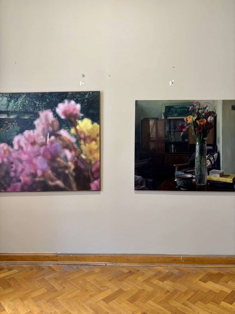 Interior scene painting by Julia Platt depicting domestic space and light at Nada Villa Warsaw